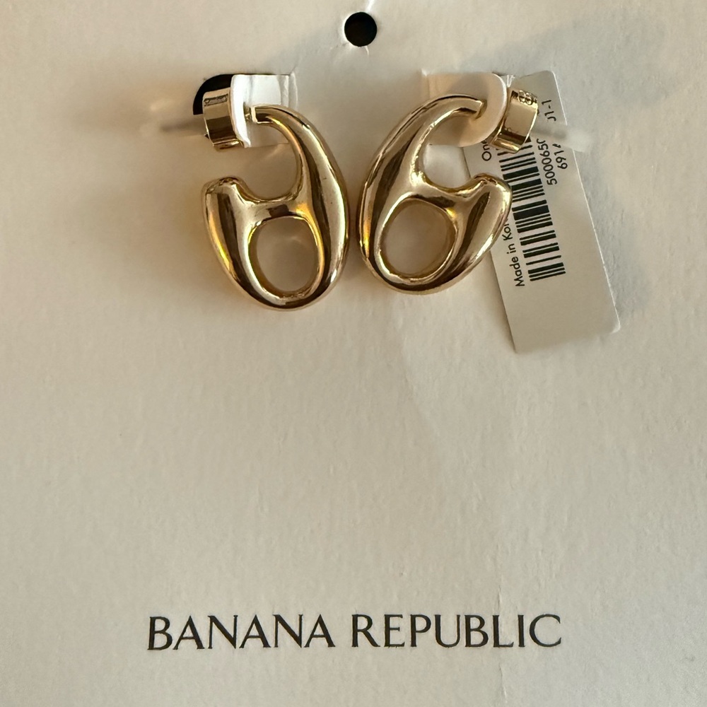 Banana Republic Gold Statement Earrings